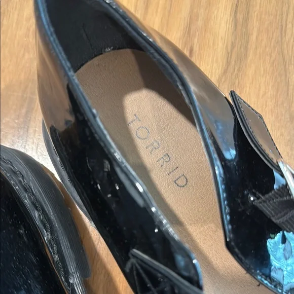 Torrid Black Patent Flats - Picture 2 of 14